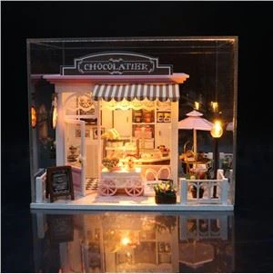 C007Z DIY súprava miniatúrneho domčeka pre bábiky
