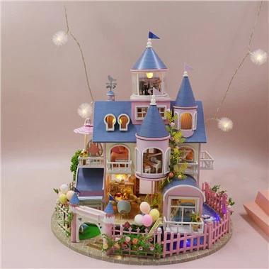 Miniatúrna chata modelového domu Hongda v mierke mesta